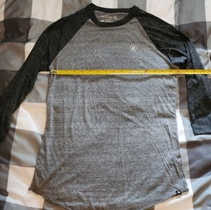 Hurley raglan 3/4 sleeve